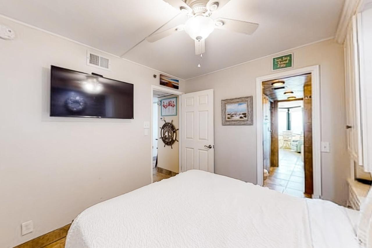 Sunbird 1010w Apartment